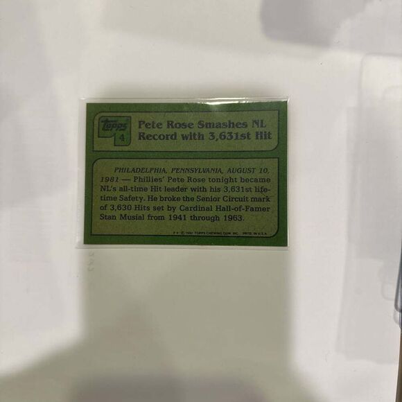 Pete Rose 1982 Topps Baseball Card #4 in mint condition rare piece - Picture 3 of 3